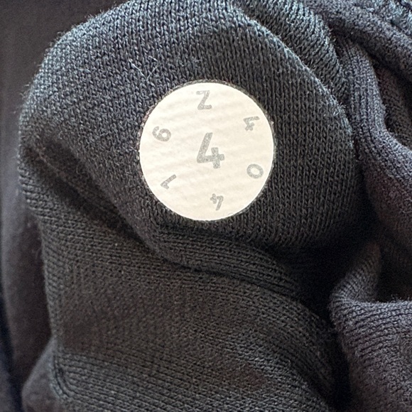 Lululemon Cropped Black Leggings - Picture 5 of 5